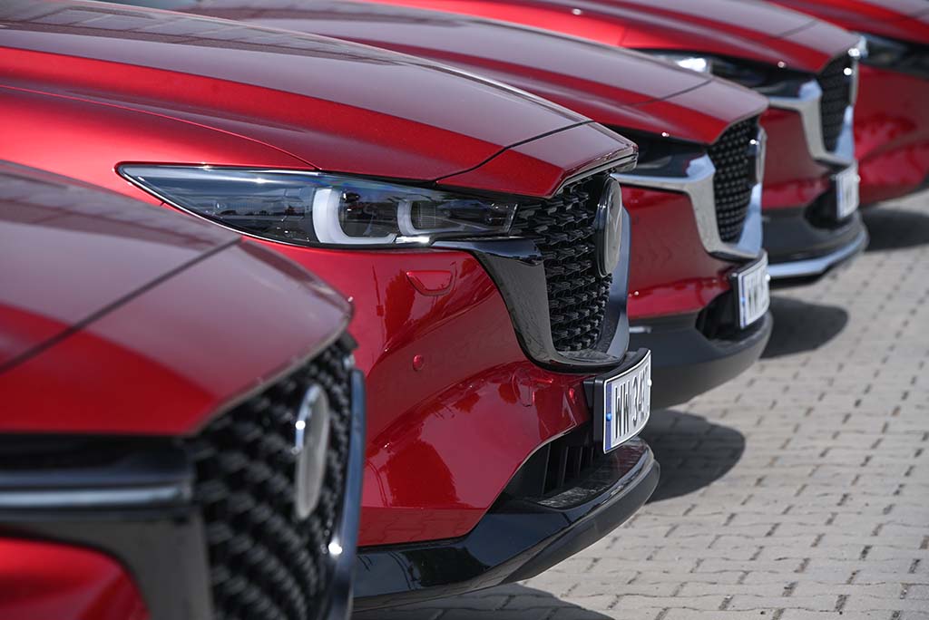 Mazda auto glass repair